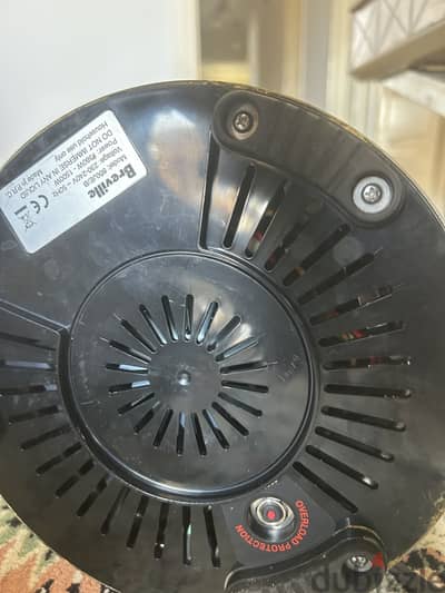 عصارة فواكه ماركة Breville القويه