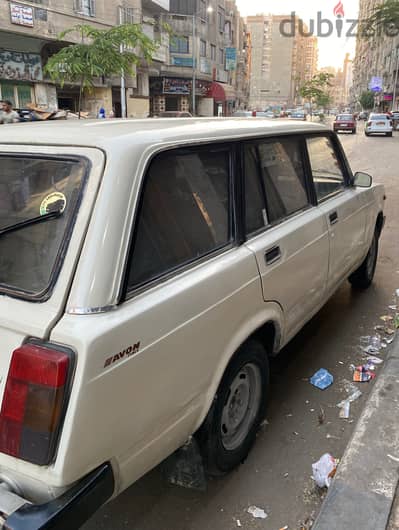 لادا 2104 1987