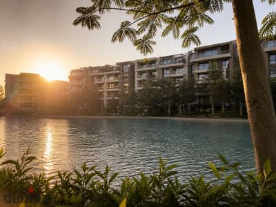 Save 3 million and own your apartment in the most prestigious phase of the fully serviced compound overlooking the lagoon | Apartment for sale - Rock