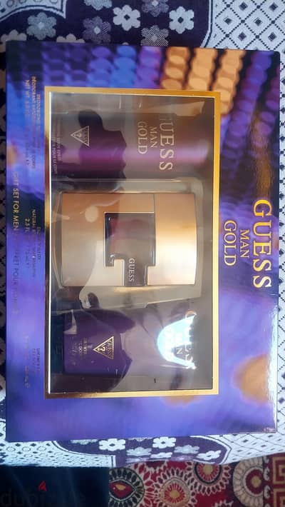 Guess gold man
