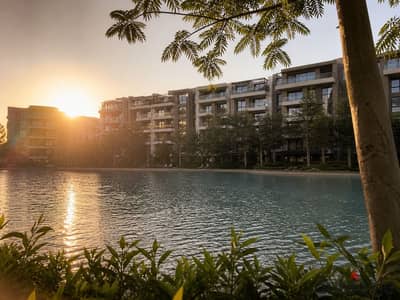 Save 3 million and own your apartment in the most prestigious phase of the fully serviced compound overlooking the lagoon | Apartment for sale - Rock