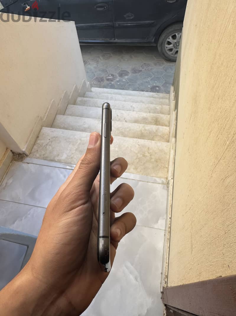 Apple - iPhone 11 6