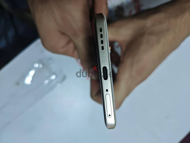 realme 15 pro 4