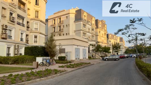 بنتهاوس كورنر للبيع بمساحة ١٦٦ م متشطب بالكامل بالفرش بأقل من سعر السوق استلام فورى فى موقع مميز للغاية في ماونتن فيو هايد بارك