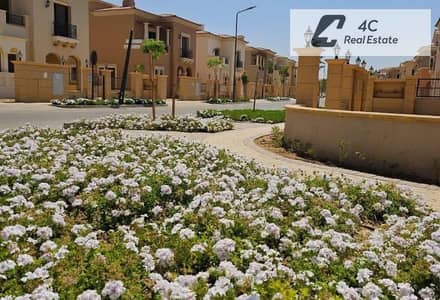 Twinhouse 282m for sale in city gate new cairo next mivida | Ready to move