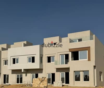 عاين واستلم فوري شقة ارضي بجاردن للبيع في كمبوند  ليفيلز ديونز الشيخ زايد علي طريق وصله دهشور مباشرة