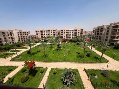 شقة للبيع فيو وايد جاردن جاهزة للسكن تشطيب شركة نضيف دور متكرر اسانسير 196 متر 3 غرف في الرحاب 1 - المرحلة الخامسة - القاهرة الجديدة Al Rehab 1