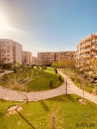 شقة للبيع فيو جاردن اتجاه بحري شرقي جاهزة للسكن دور متكرر 131 متر 3 غرف في مدينتي B6
