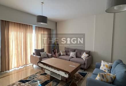 شقة مفروشة للايجار كمبوند ميفيـــدا ,