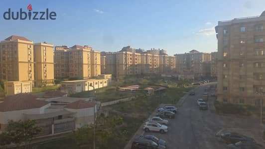 For sale, a garden view apartment in Gardenia City
