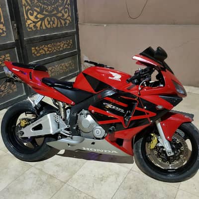 للبيع Honda CBR 600 RR