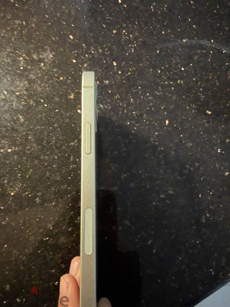 Apple - iPhone 12 2