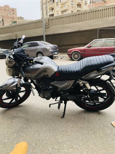 للبيع موتسكل بنلى موديل 2014  vlr 150 رخصه سنه ونص مرور السلام