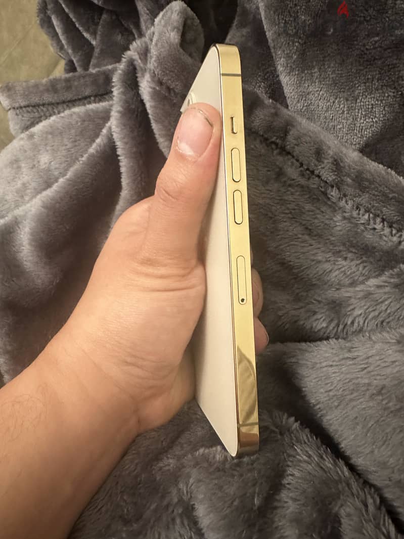 Apple - iPhone 13 Pro 5
