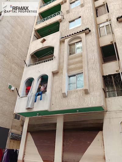 For sale, an apartment at an incredible price, fully finished in Alexandria, Mina House compound, Al-Mandarah, next to the College of Islamic Studies.