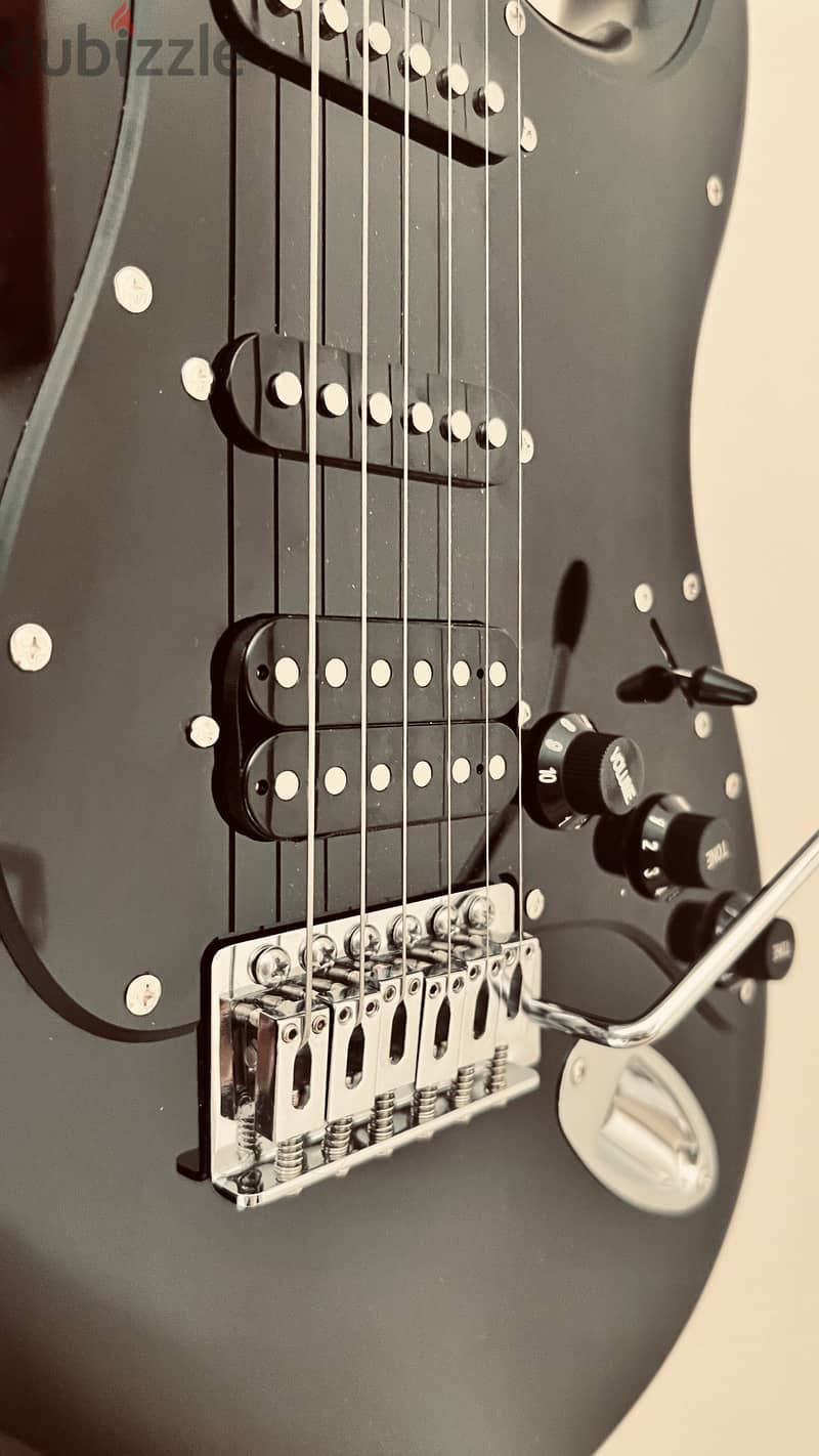 Squire sonic by fender Stratocaster -HSS 1