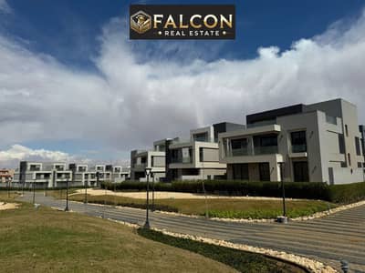 VIP villa with 3 main facades, designed like a luxurious palace, ready for immediate occupancy with high-end hotel-style finishing, prime location. VIP villa with 3 main facades, designed like a luxurious palace, ready for immediate occupancy with high-end hotel-style finishing, prime location.