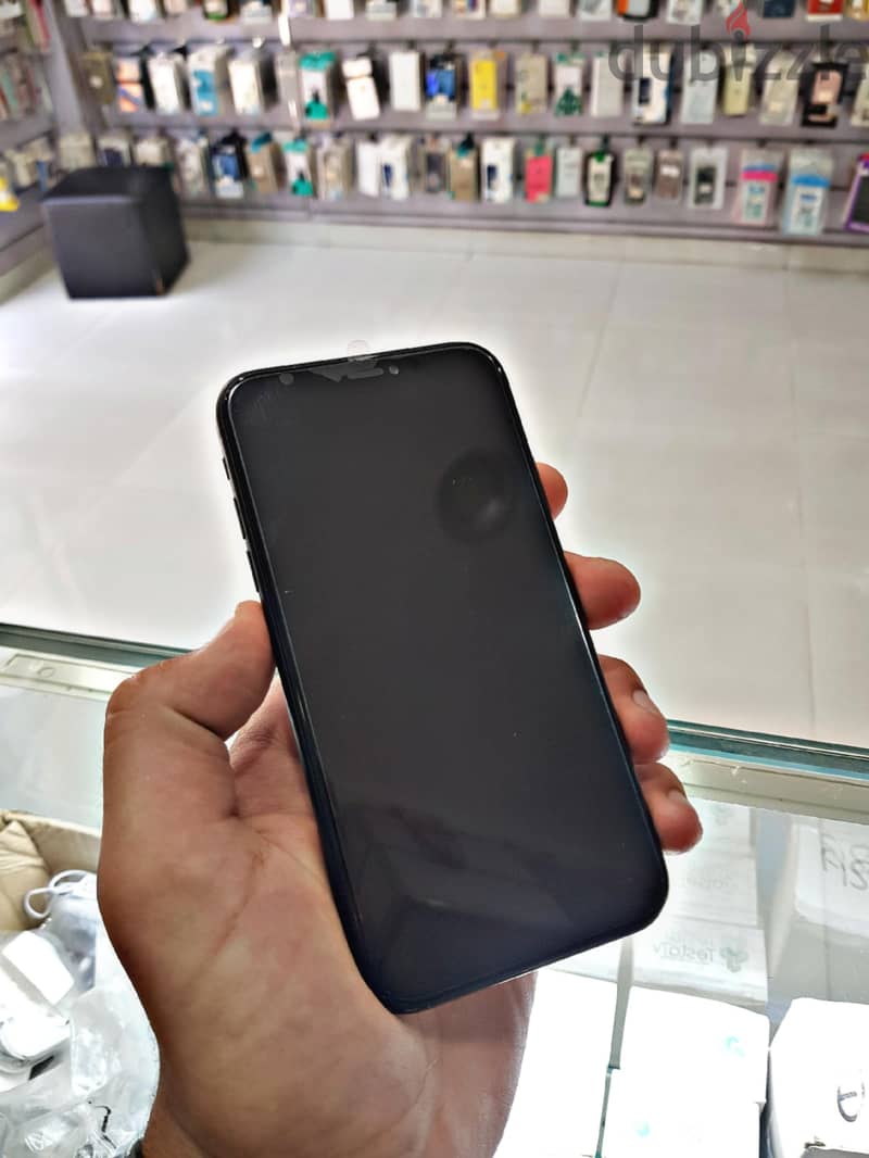 Apple - iPhone XR 2