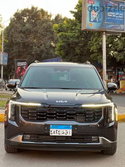 Kia Carnival For Rent