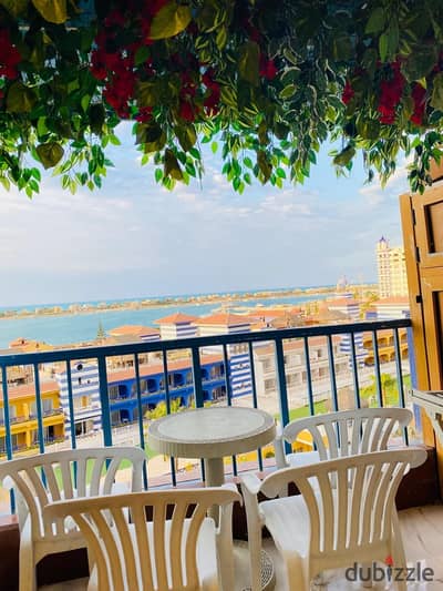 Two-bedroom chalet for daily rent, super-luxury furniture, sea view