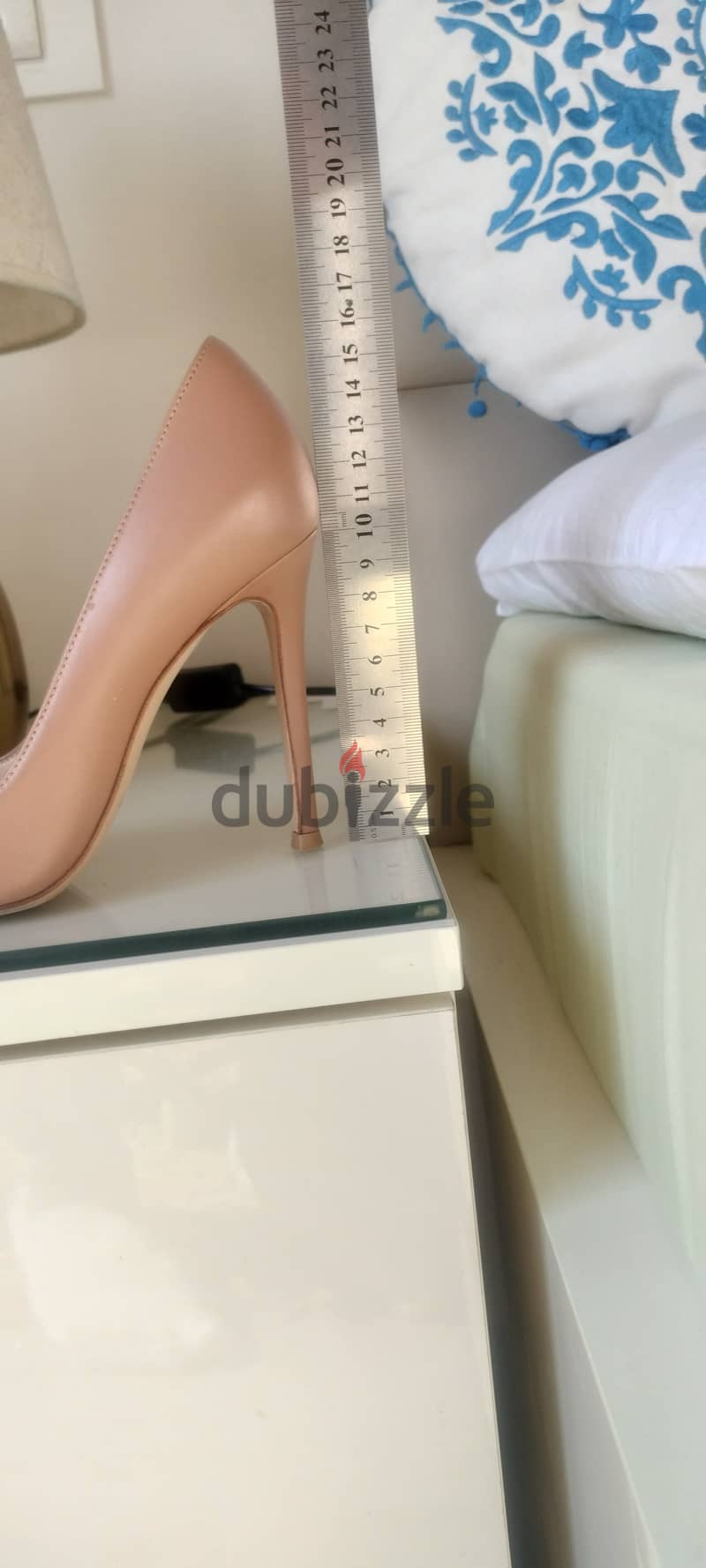 Gianvito Rossi size 37 5