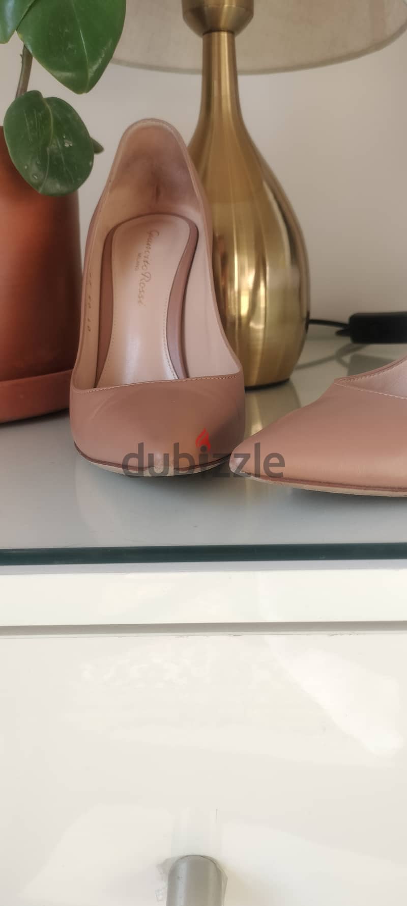 Gianvito Rossi size 37 11