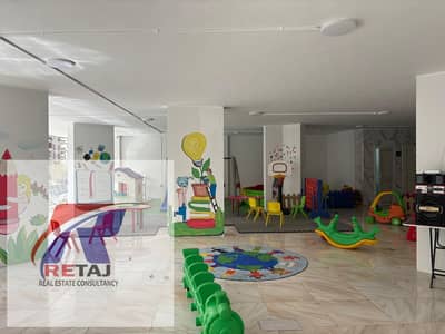 A fully finished commercial building for sale, 1300 square meters. A fantastic opportunity for administrative, commercial, medical, and all other purp