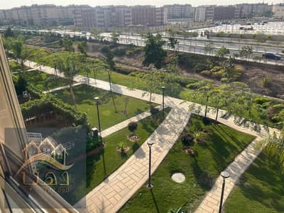 For sale in Madinaty, an apartment 140m B12 with a direct view of the river, a special floor with a location like no other, steps away from East Hub Mall, craft zone, the mosque, and the market in New Cairo. For sale in Madinaty, an apartment 140m B12 with a direct view of the river, a special floor with a location like no other, steps away from East Hub Mall, craft zone, the mosque, and the market in New Cairo.