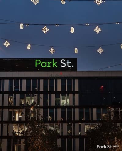 مكتب للإيجار في مول Park st الشيخ زايد