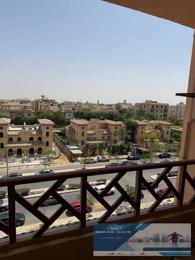 شقة ١٩٦ متر للايجار في مدينه الرحاب    فيو علي فيلات الهيلز   مميزه جدا   جاهزة للاستلام والسكن الفوري   لوكيشن راقي بالقرب من النادي وبوابة ١٩