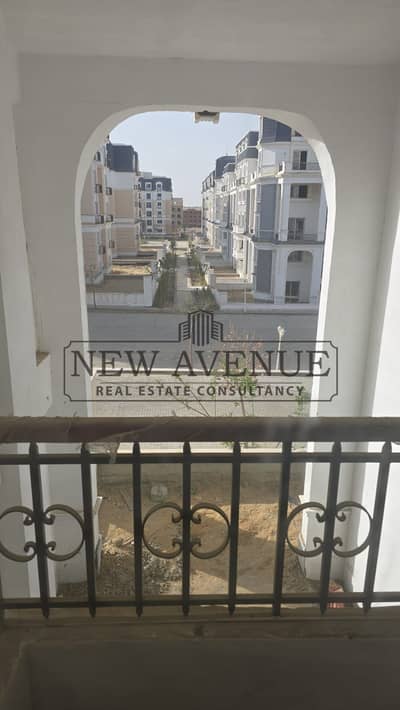 i villa garden ready to move prime location overlooking lagoon view with installments in mountain view icity new cairo