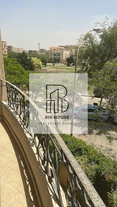 مدينه العبور -الحي الخامس-بجوار مستشفي فريد حبيب-ومسجد الشربيني-وميدان الحي الخامس الرئيسي