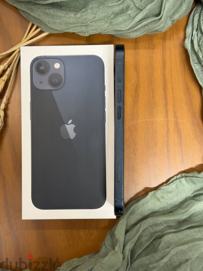 Apple - iPhone 13 8