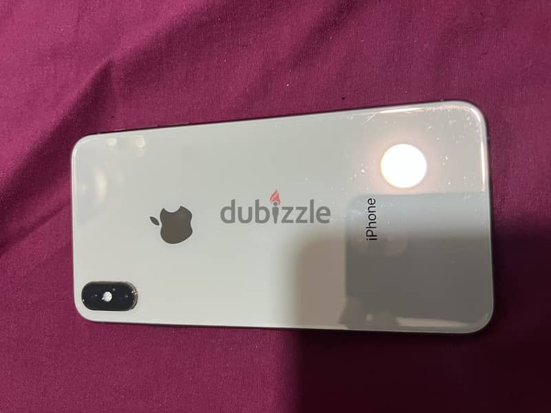 Apple - iPhone XS Max 1