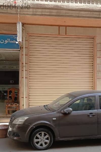 محل للبيع