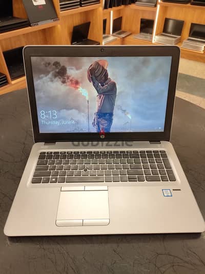 لابتوب بيشيل هاردين كيبورد كامل مضيء سلم وزنه خفيفHP Elitebook 840 G7