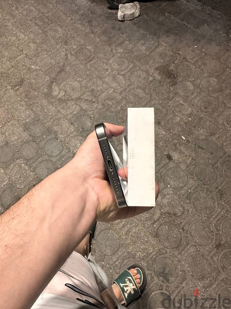 Apple - iPhone 15 Pro Max 2