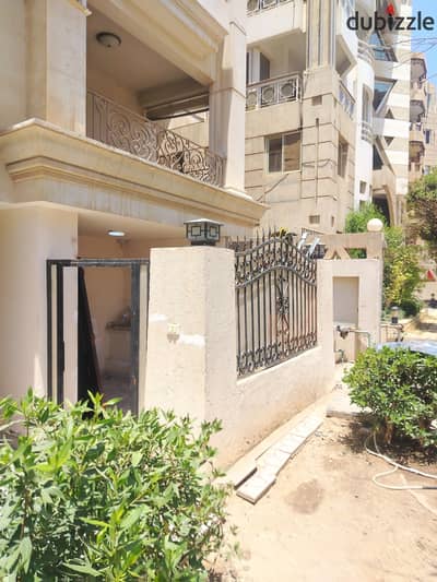 Office headquarters for rent ground floor with private entrance in Sheraton Airport