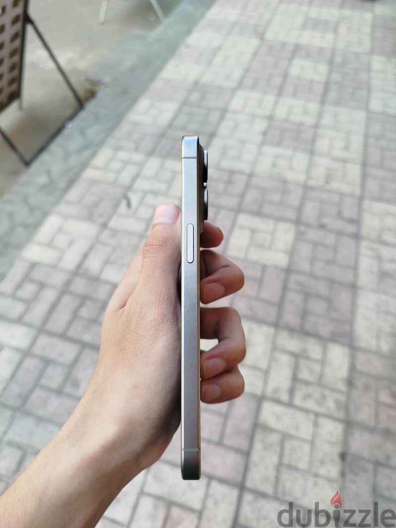 Apple - iPhone 15 Pro Max 2