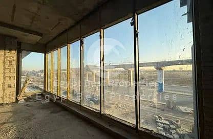 Resale Office 147m Ready to Move for South 90th sale at Golden Gate By Redcon