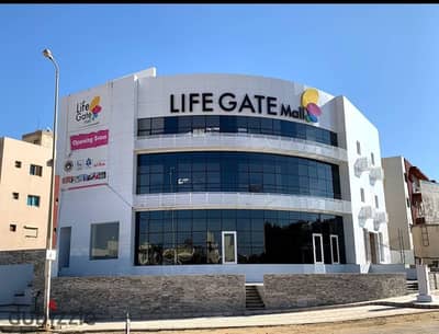 محل تجاري للإيجار في life gate mall ، القاهرة الجديدة | 63 متر مربع | موقع مميز