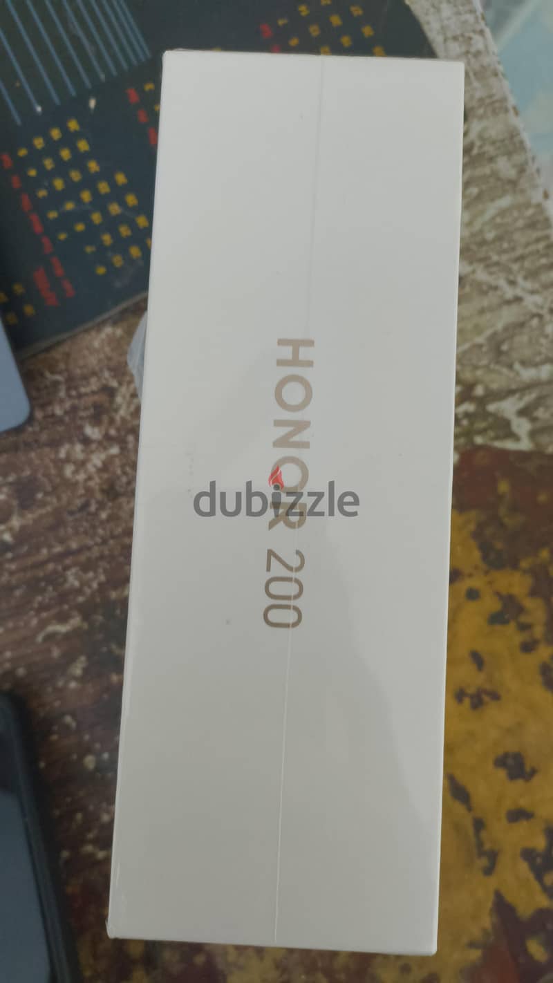 Honor 200 1