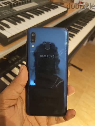 Samsung A20