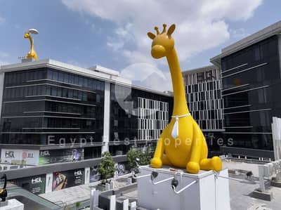 مكتب 68م للايجار في  القطاع الاول التسعين الشمالي Headquarters Mall
