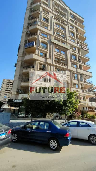 180 m office next to Makram Ebeid and Abbas Alakkad