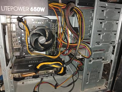 كمبيوتر جامينج متوسط Sleeper Build