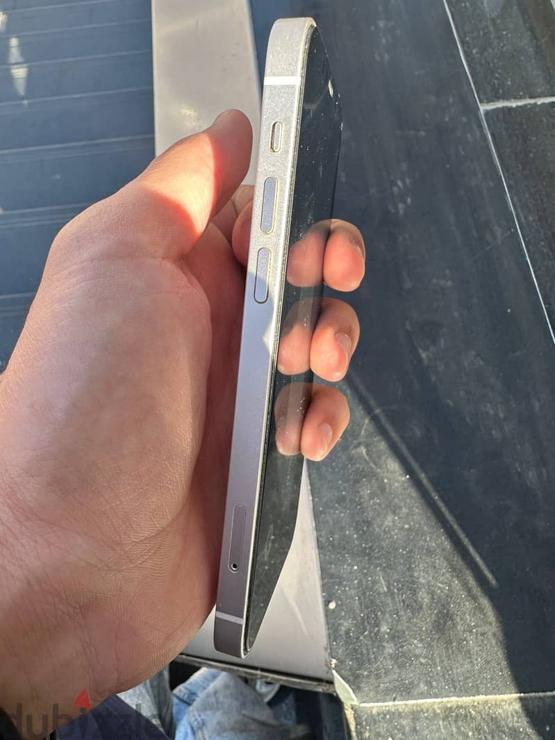 Apple - iPhone 12 2