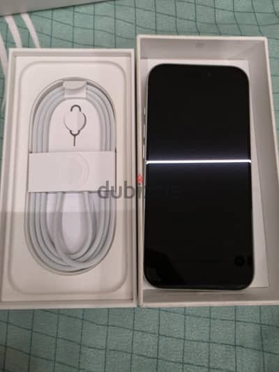 iPhone 17 Pro Silver 256GB - كسر زيرو بطارية 100% بالعلبة والضمان