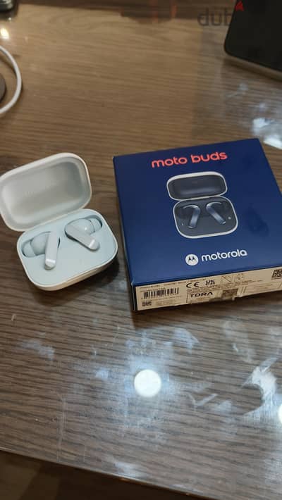 motorola mo buds  11
