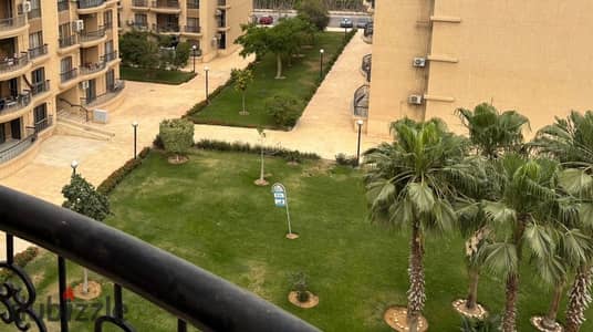 امتلك شقة مميزة في واحدة من أكثر المناطق طلبًا داخل مدينة الرحاب، تجمع بين الهدوء، الإطلالة المفتوحة، والقرب من جميع الخدمات